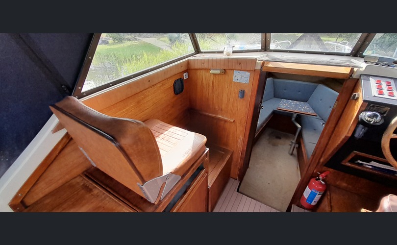 Hanto 24 Kabiinivene-kuva-4